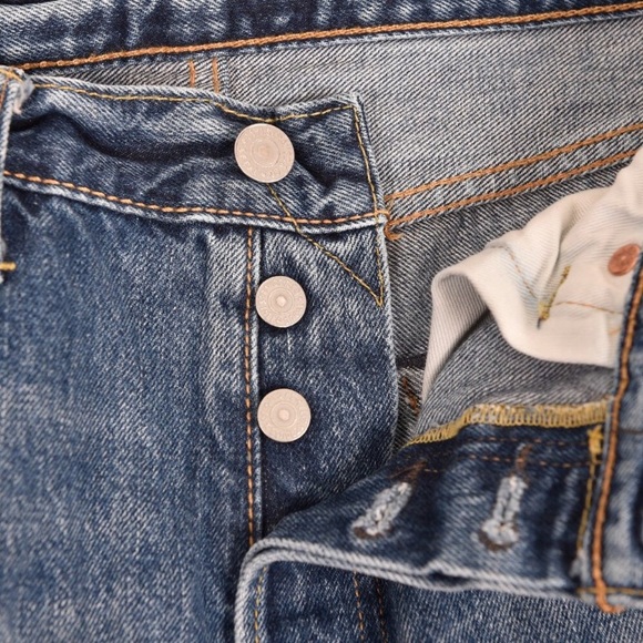 Levi's 501 Button Fly Cutoff Jean Shorts Medium Wash Distressed. - Picture 5 of 7